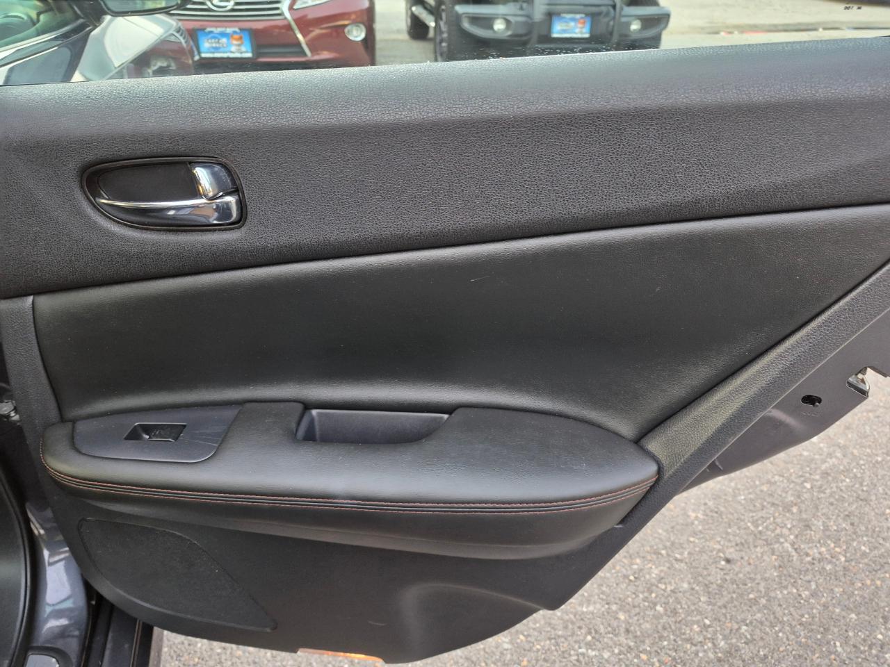 Nissan Maxima SV 2010