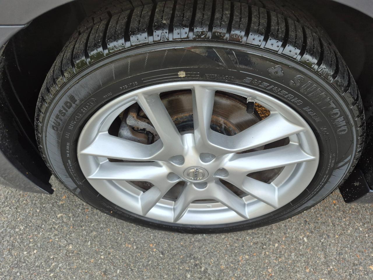 Nissan Maxima SV 2010