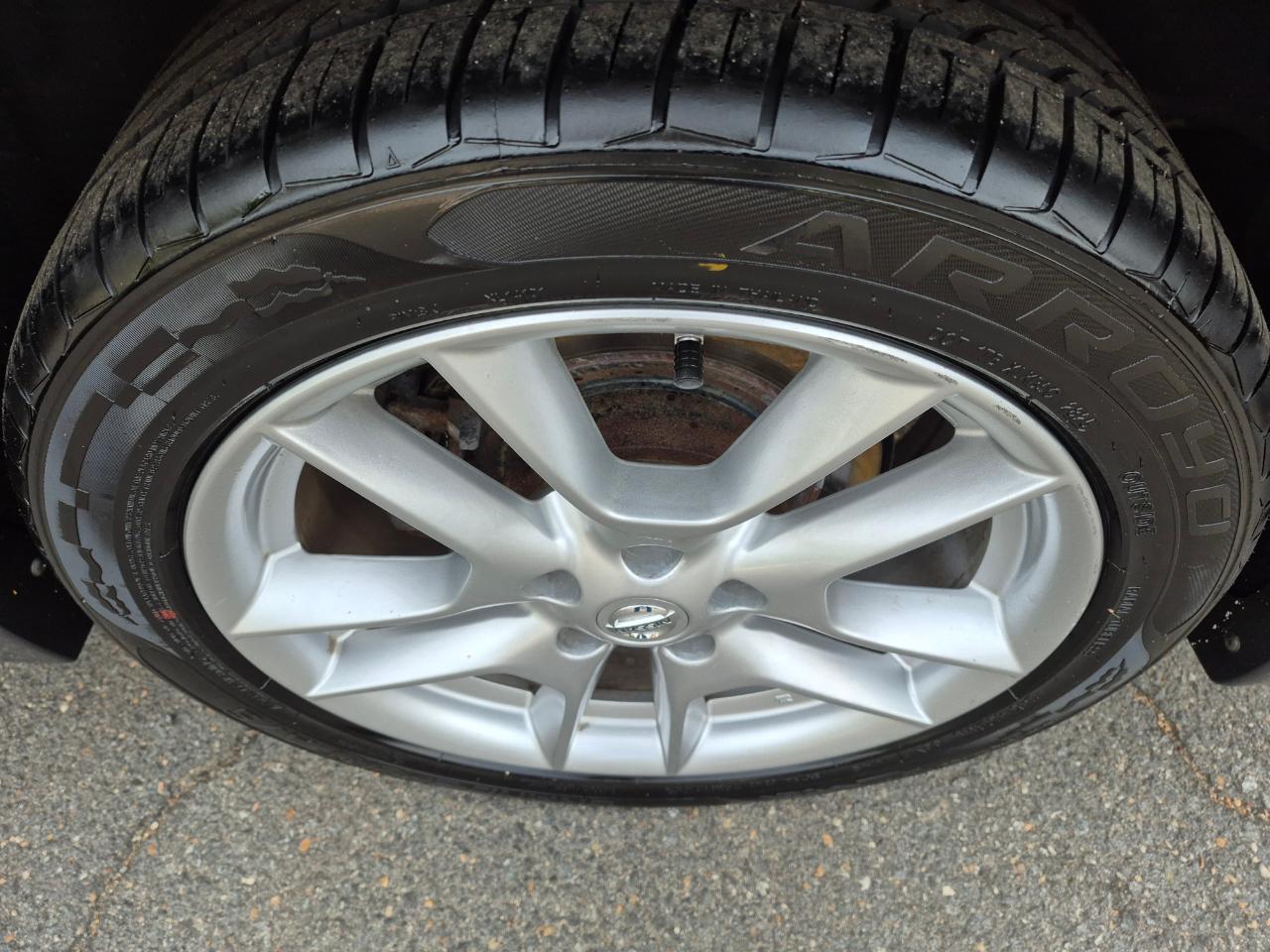 Nissan Maxima SV 2010