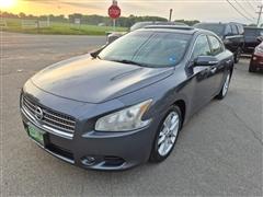 2010 Nissan Maxima 