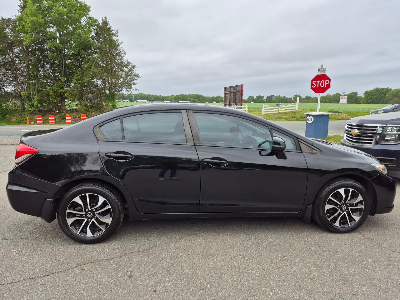 Honda Civic EX Sedan 5-Speed AT 2013