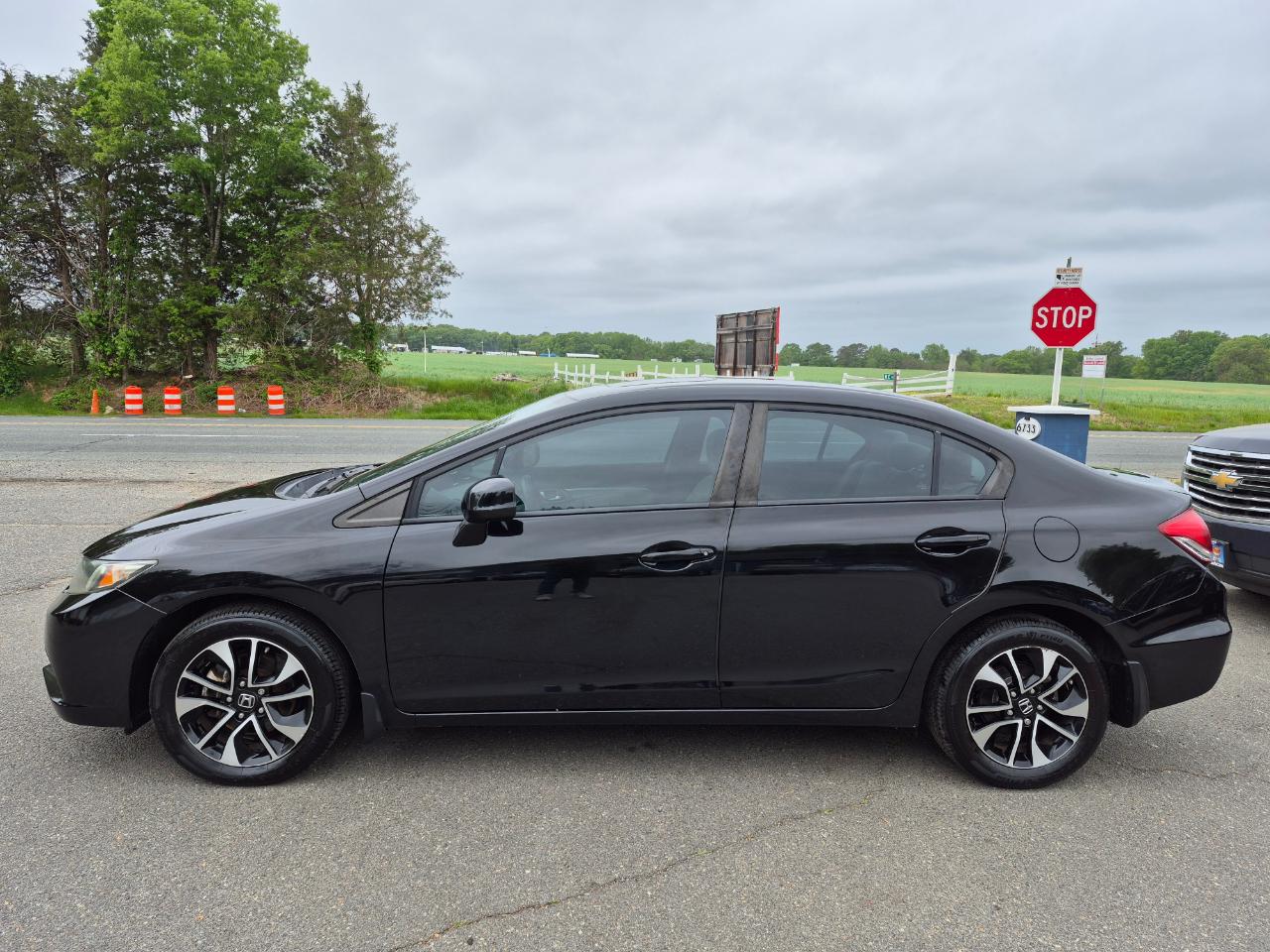 Honda Civic EX Sedan 5-Speed AT 2013