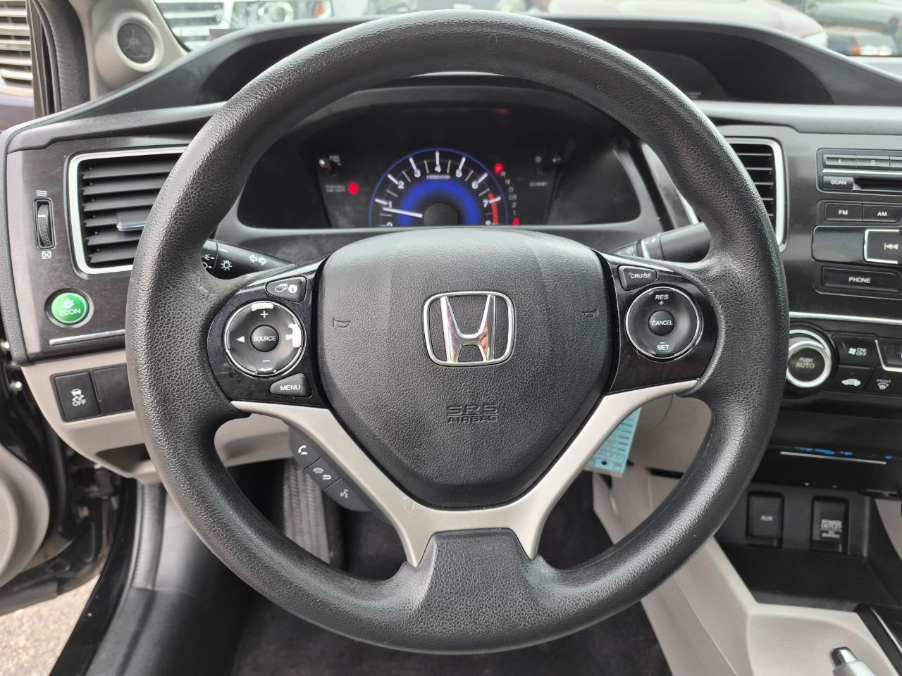 Honda Civic EX Sedan 5-Speed AT 2013