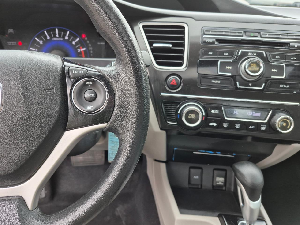 Honda Civic EX Sedan 5-Speed AT 2013