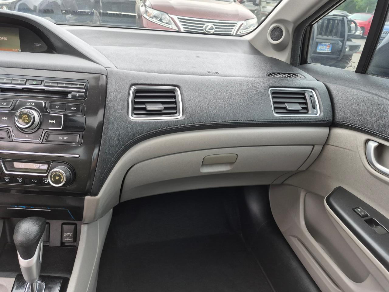 Honda Civic EX Sedan 5-Speed AT 2013