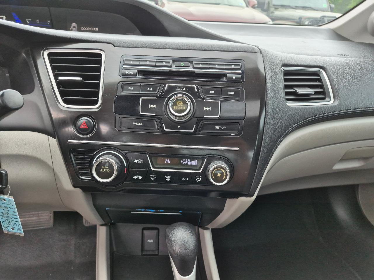 Honda Civic EX Sedan 5-Speed AT 2013