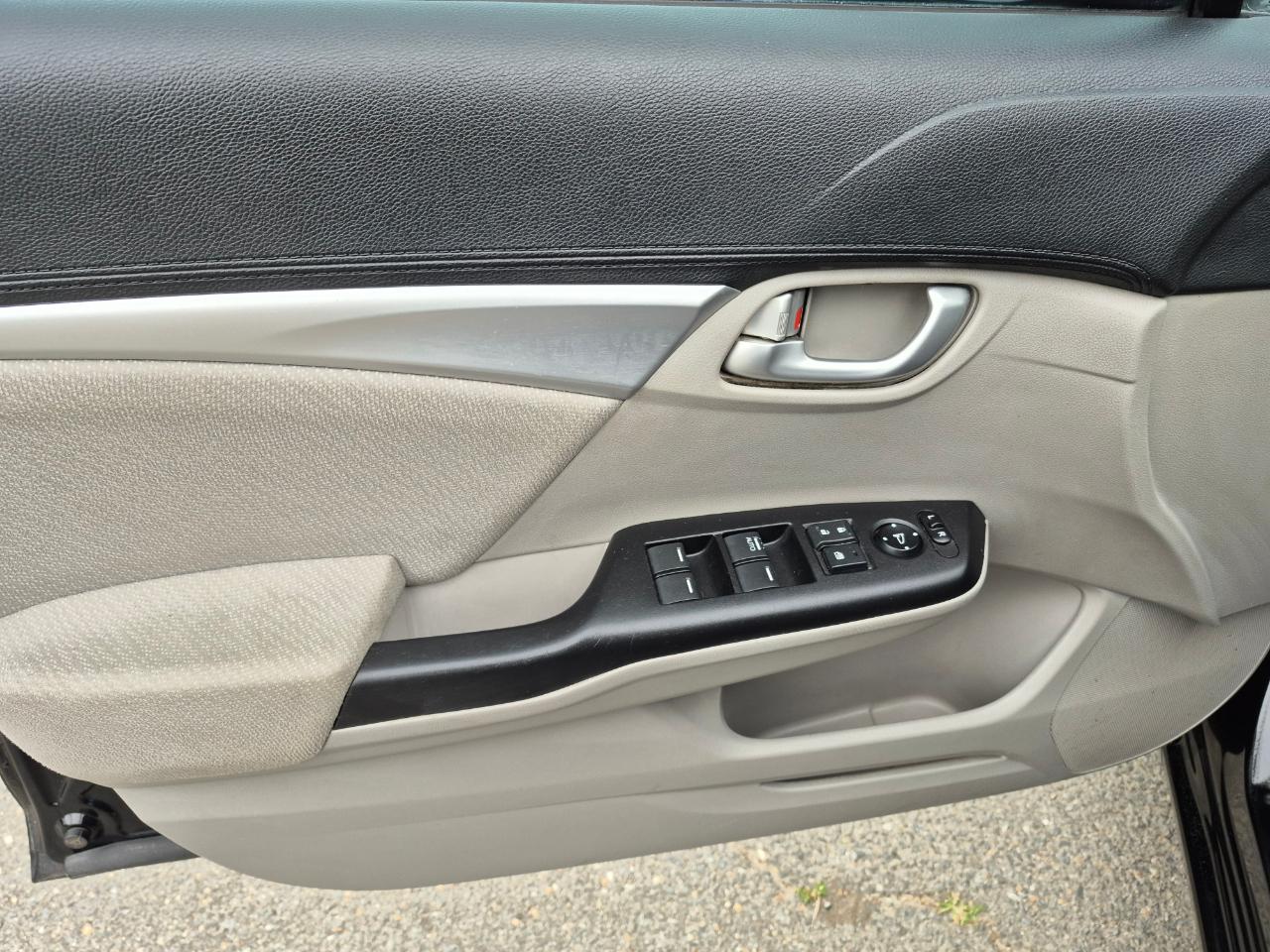 Honda Civic EX Sedan 5-Speed AT 2013