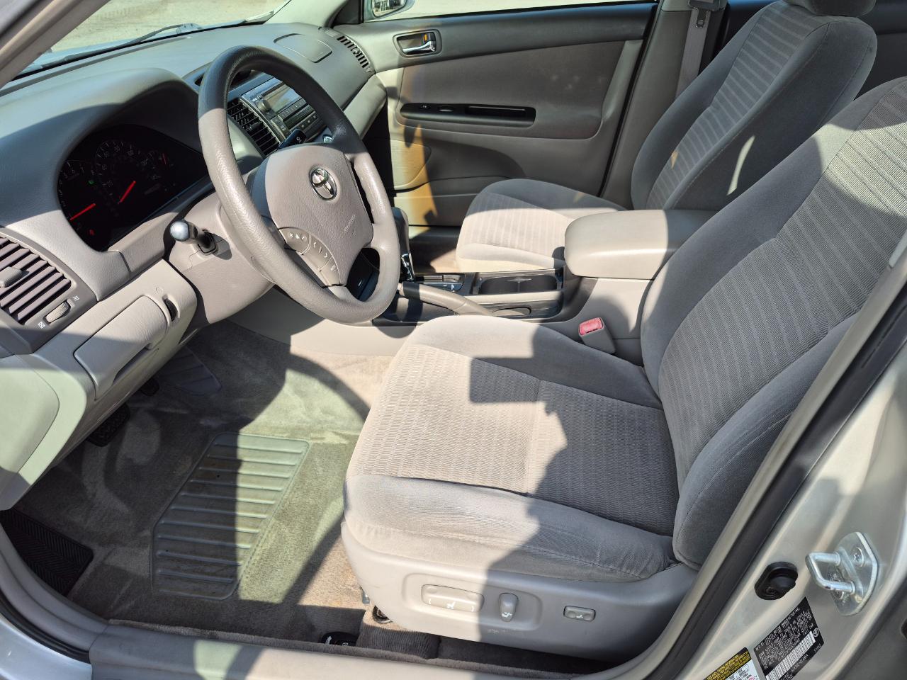 Toyota Camry Standard 2006