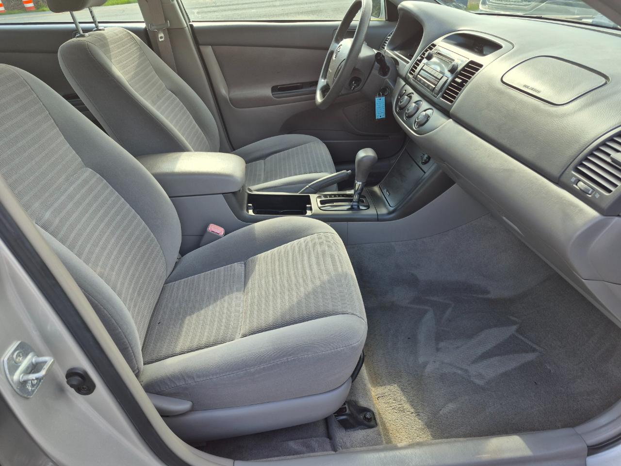 Toyota Camry Standard 2006