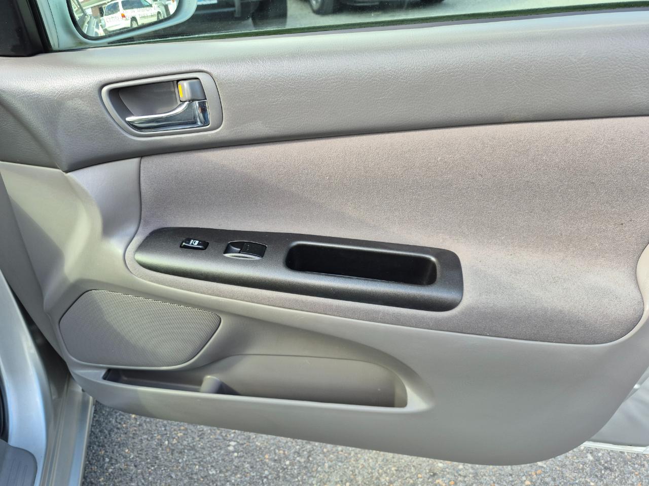 Toyota Camry Standard 2006