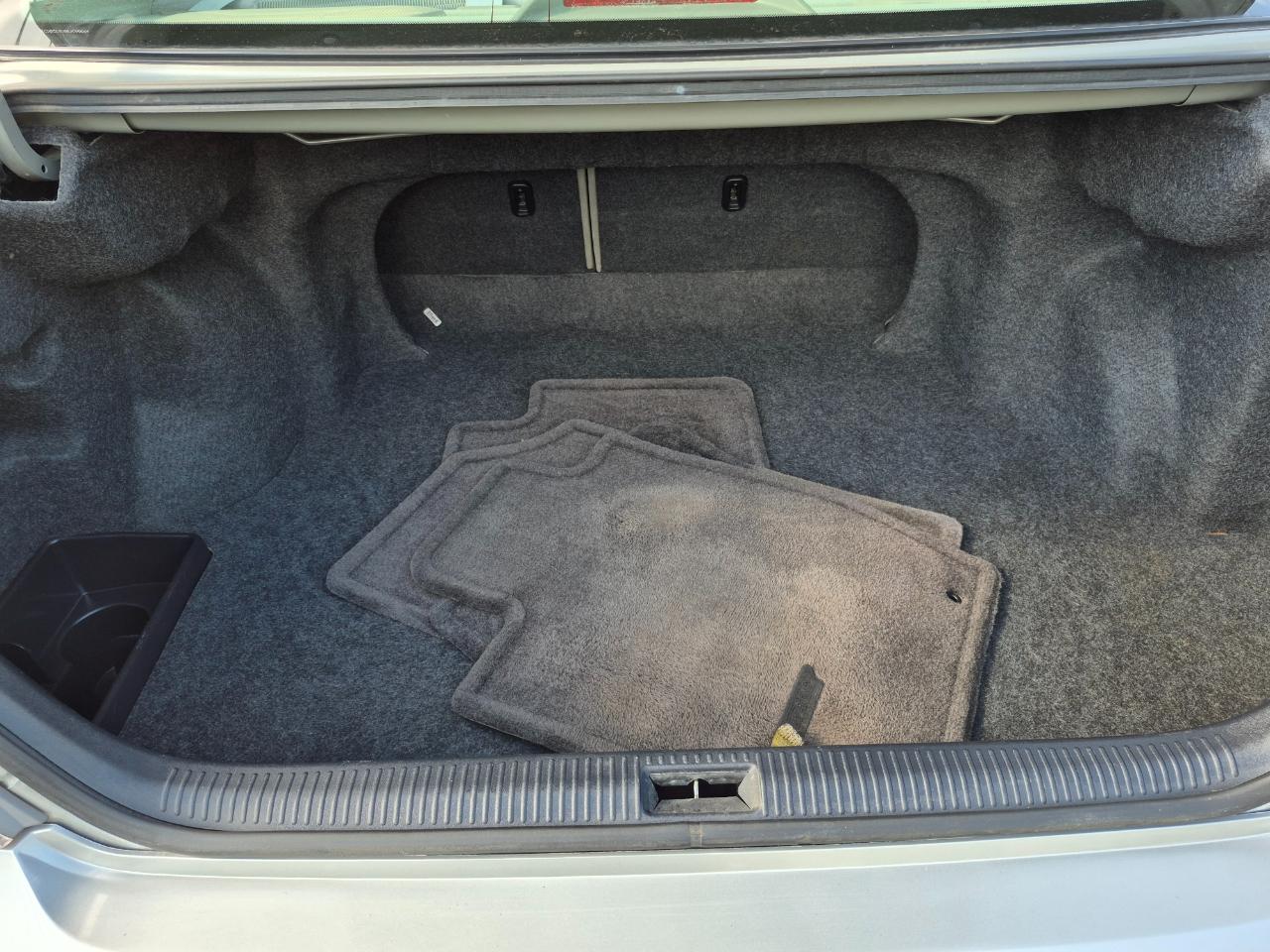 Toyota Camry Standard 2006
