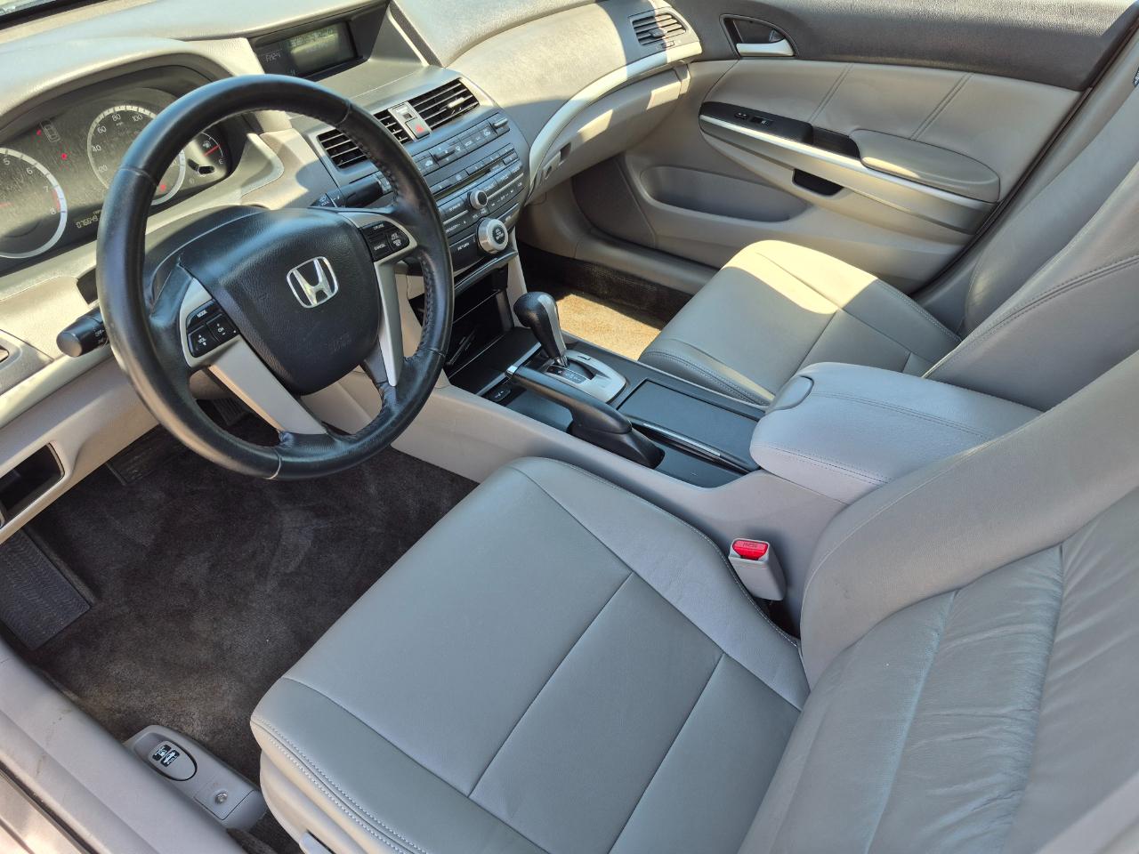 Honda Accord EX-L Sedan AT 2009