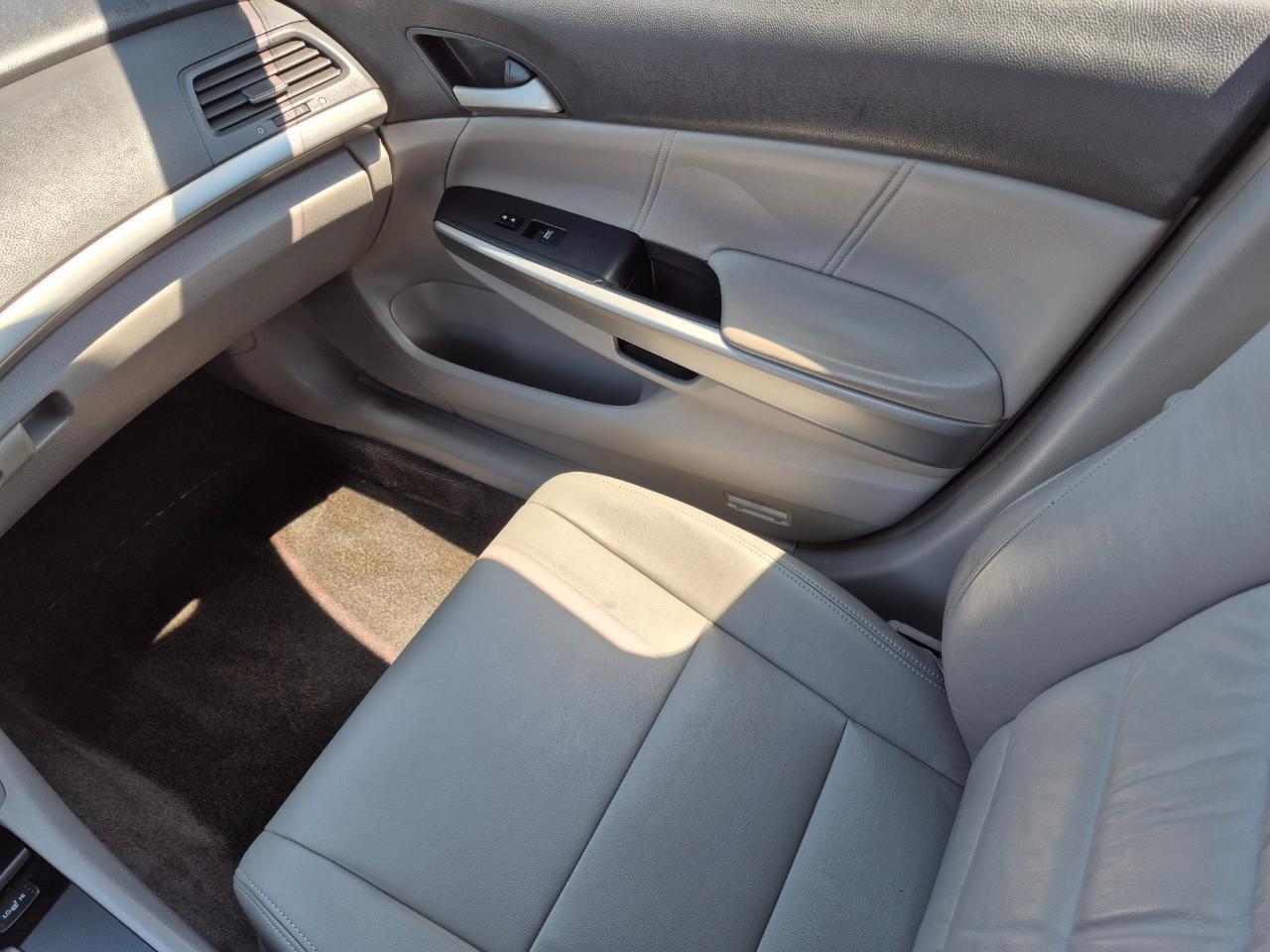 Honda Accord EX-L Sedan AT 2009