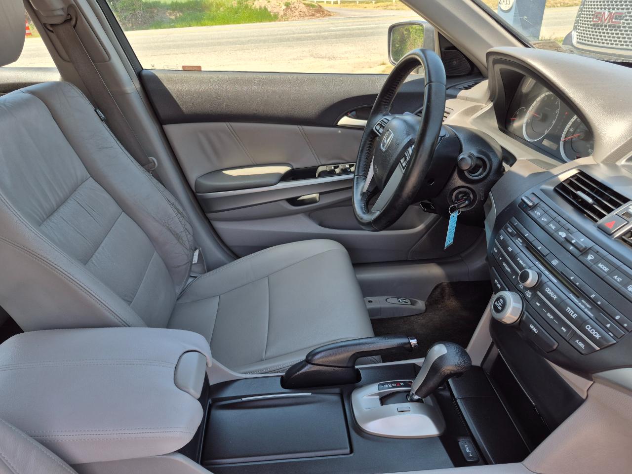 Honda Accord EX-L Sedan AT 2009