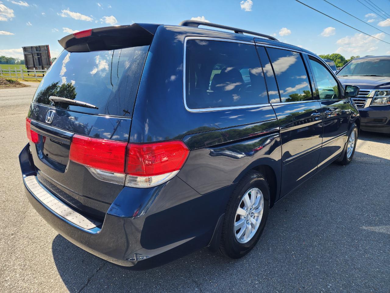 Honda Odyssey EX-L w/ DVD 2009