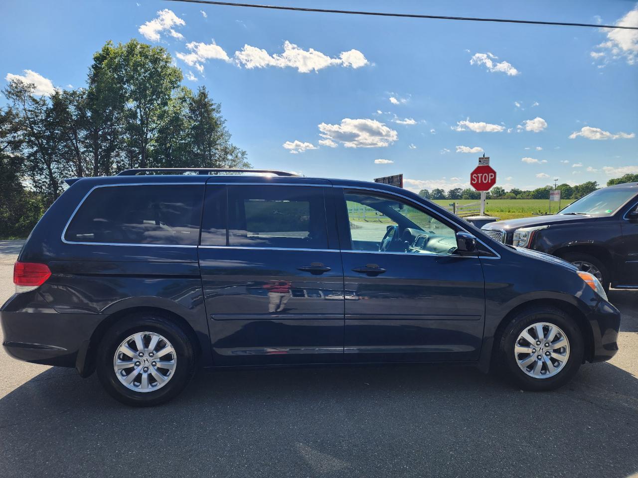 Honda Odyssey EX-L w/ DVD 2009