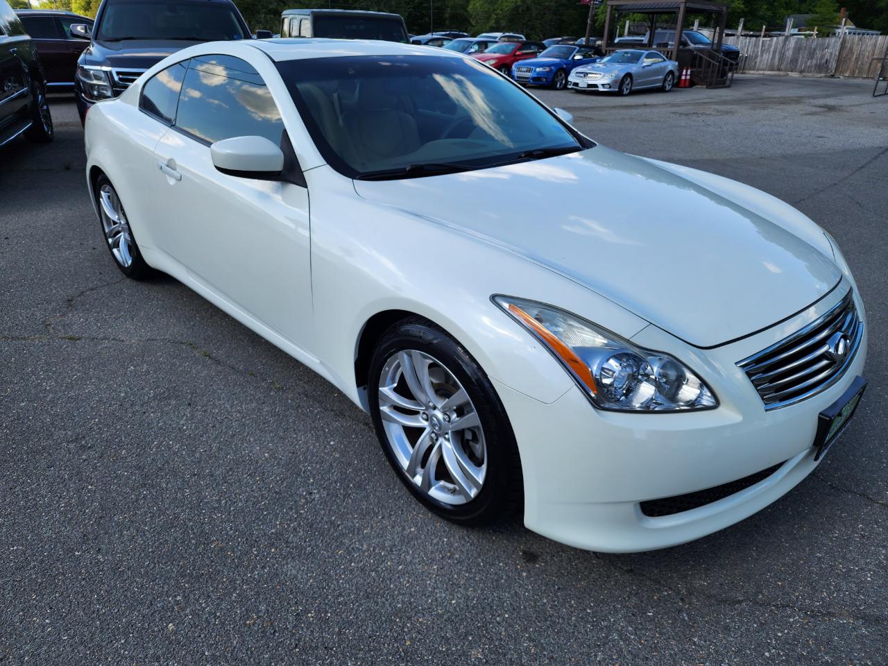 Infiniti G37 Base 2008