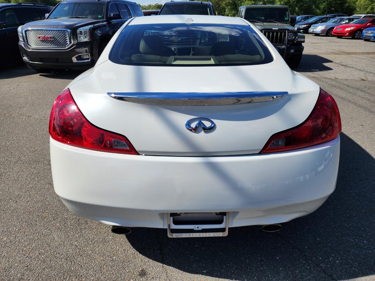 Infiniti G37 Base 2008