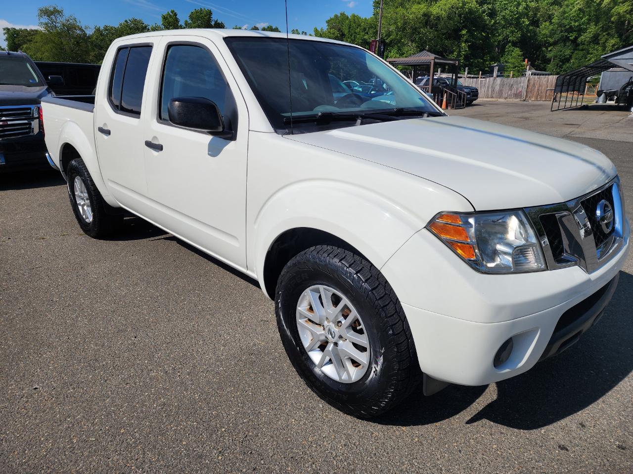 Nissan Frontier SV Crew Cab V6 2019