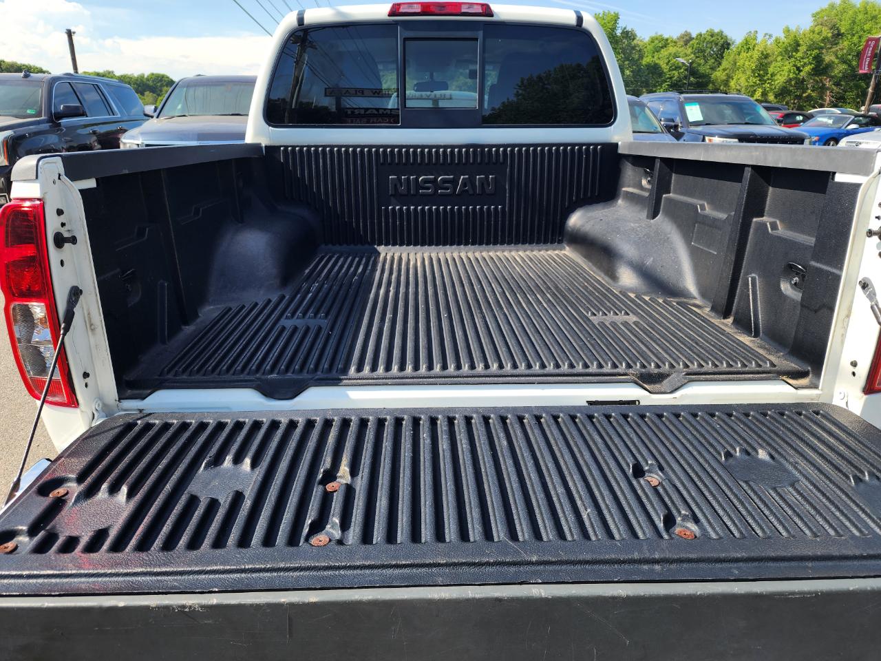 Nissan Frontier SV Crew Cab V6 2019