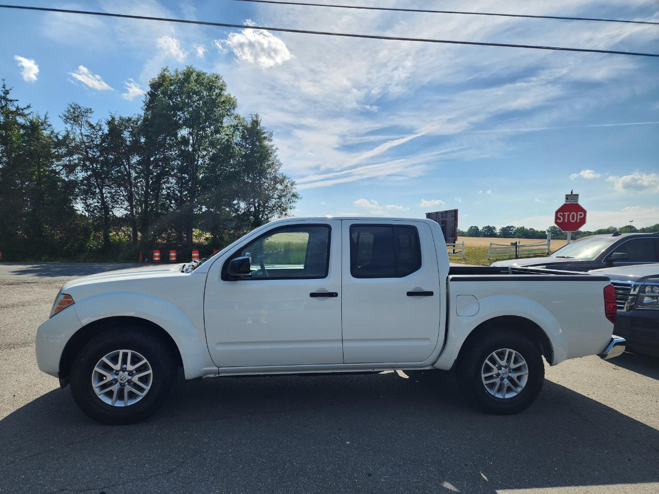 Nissan Frontier SV Crew Cab V6 2019