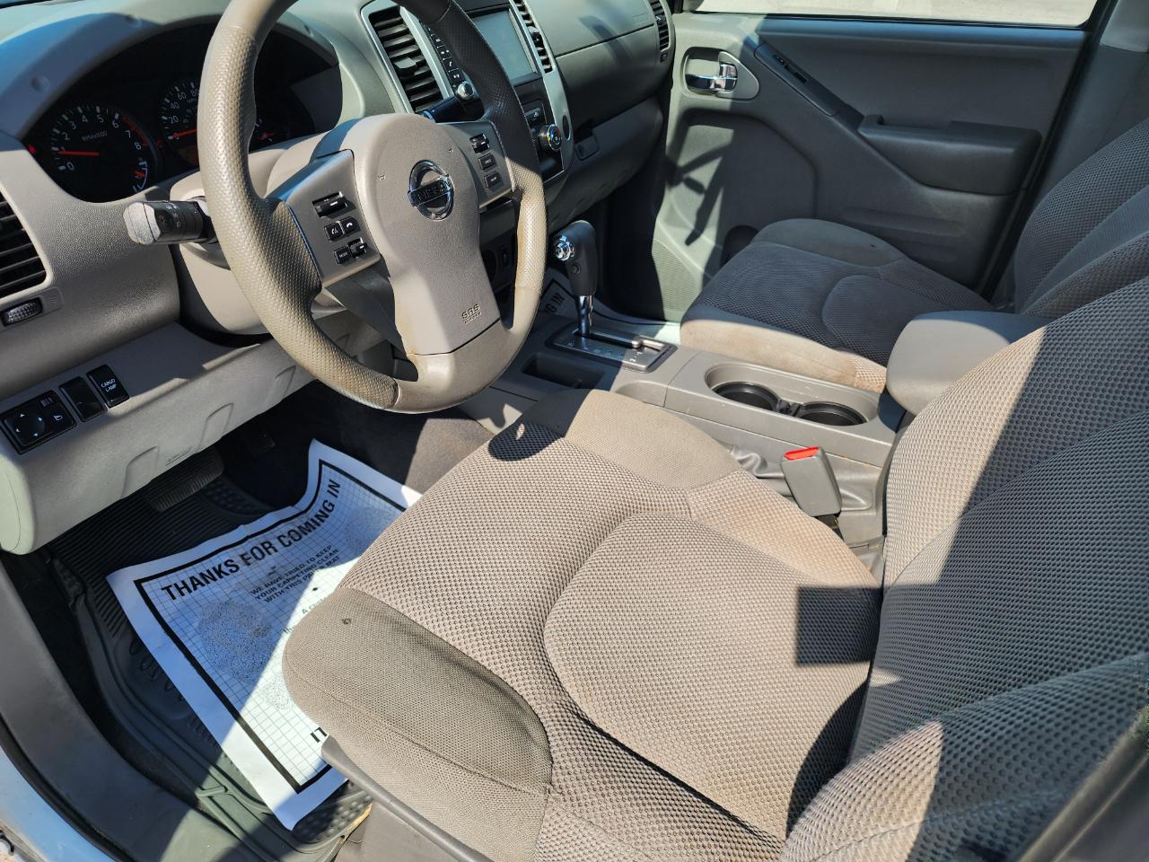 Nissan Frontier SV Crew Cab V6 2019