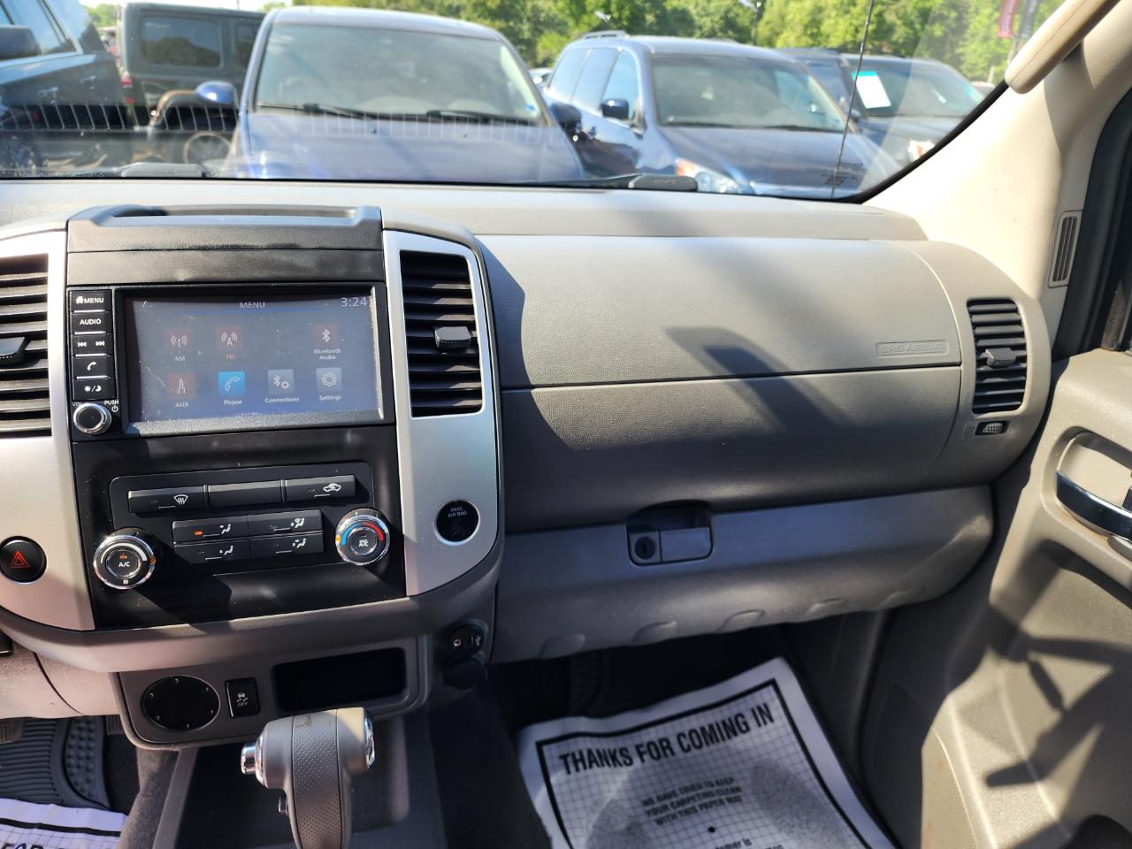 Nissan Frontier SV Crew Cab V6 2019