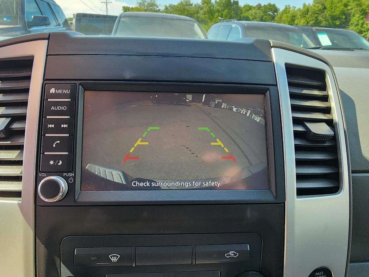 Nissan Frontier SV Crew Cab V6 2019