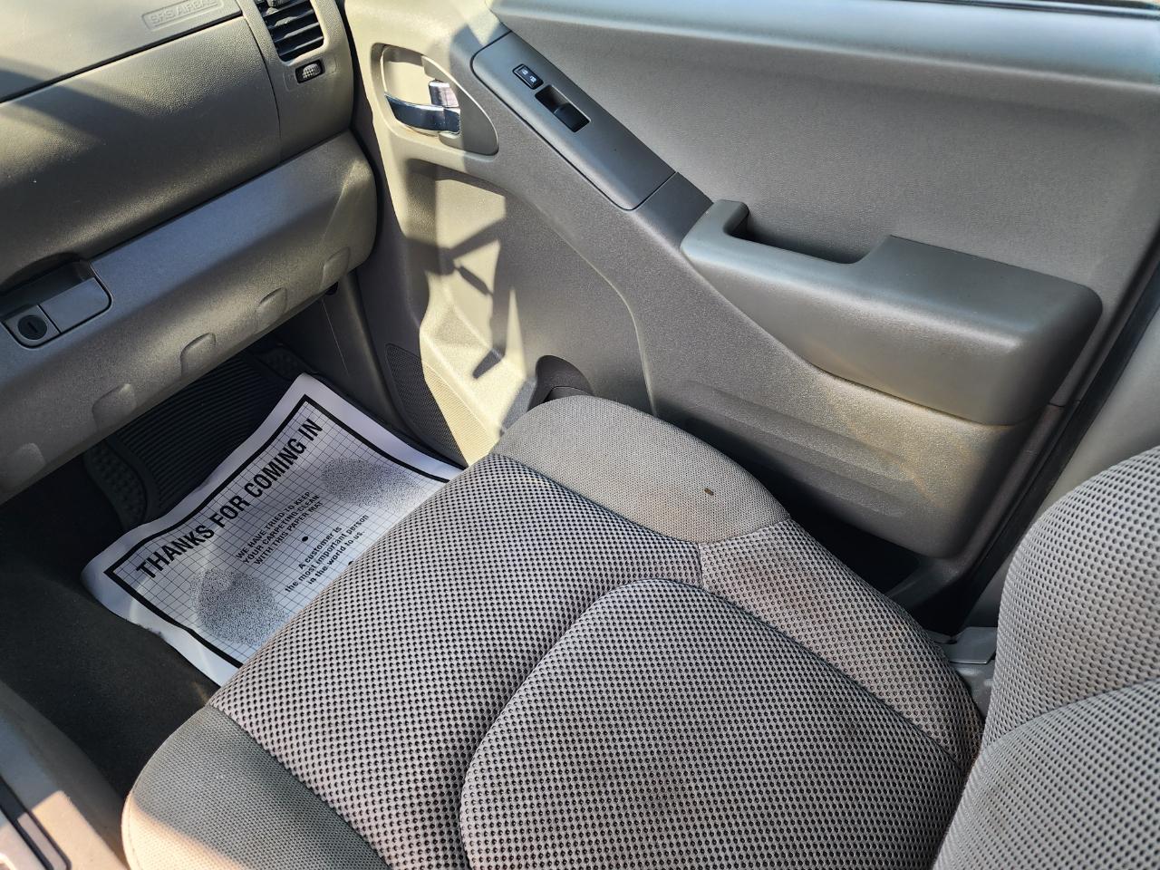 Nissan Frontier SV Crew Cab V6 2019