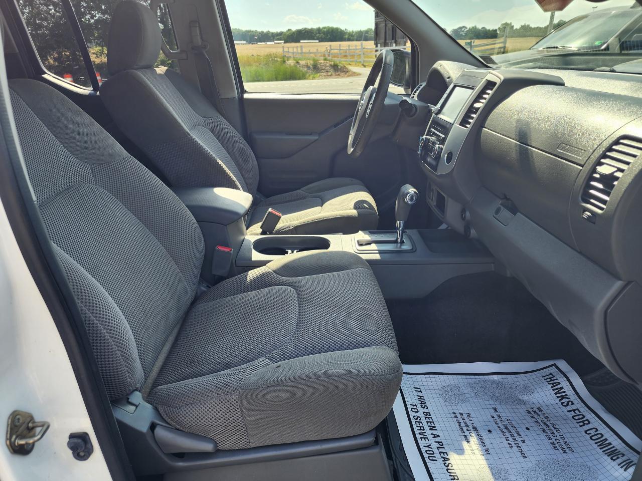 Nissan Frontier SV Crew Cab V6 2019