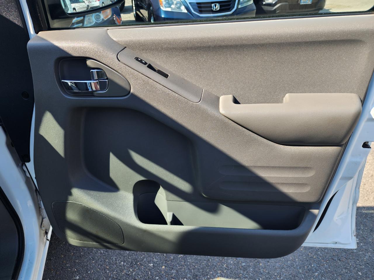 Nissan Frontier SV Crew Cab V6 2019