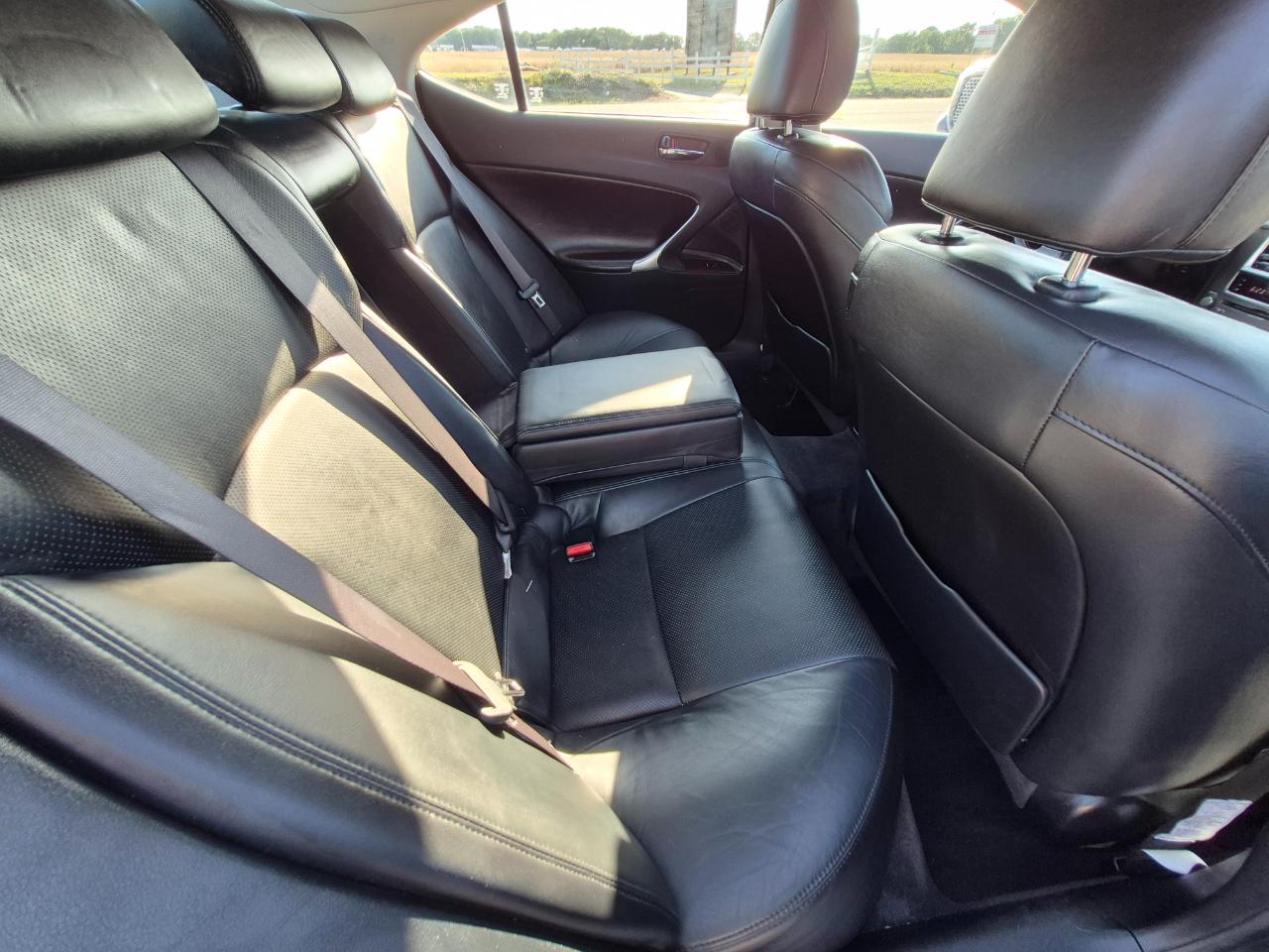 Lexus IS 250 RWD 2006