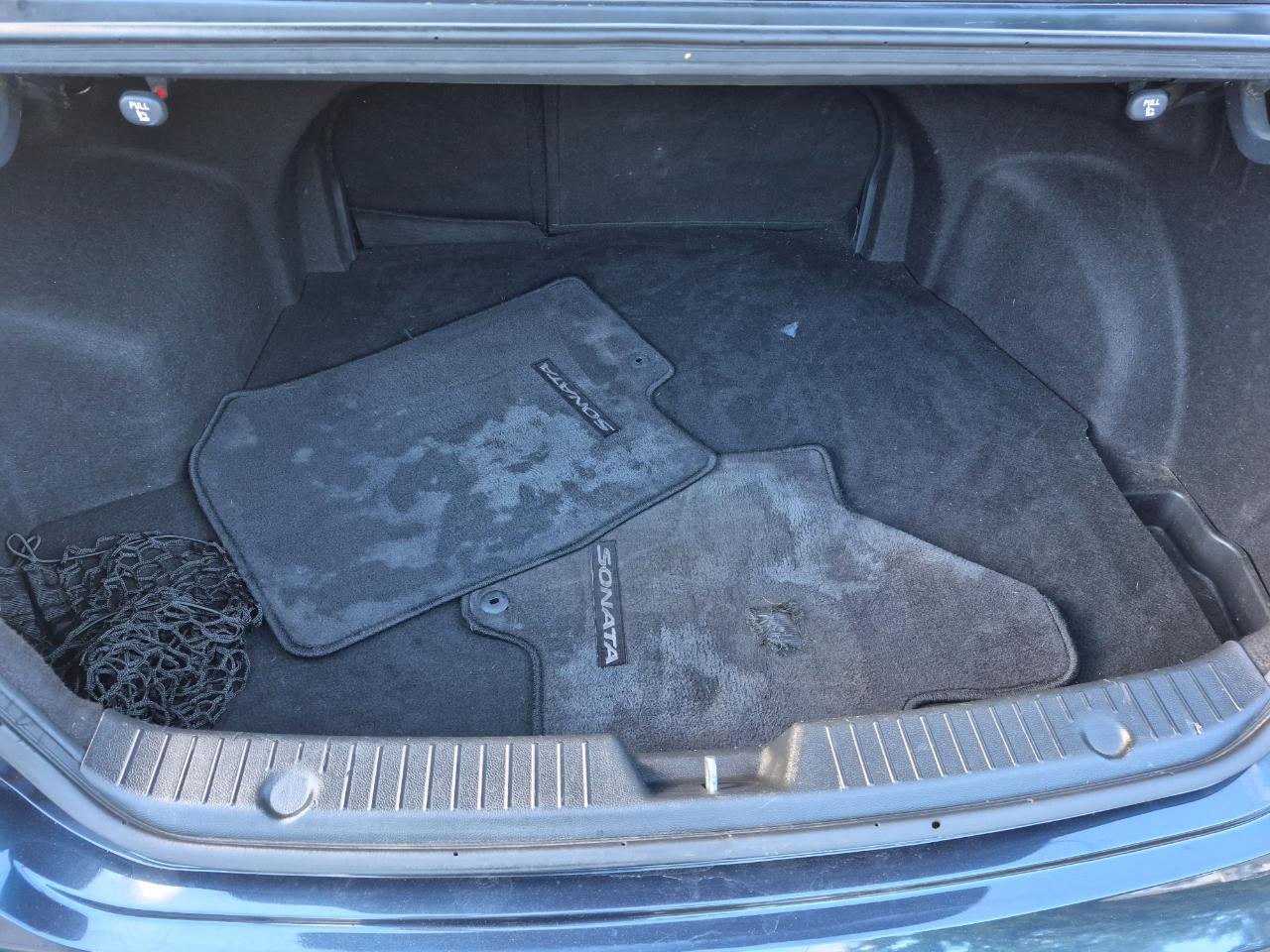 Hyundai Sonata GLS Auto 2012