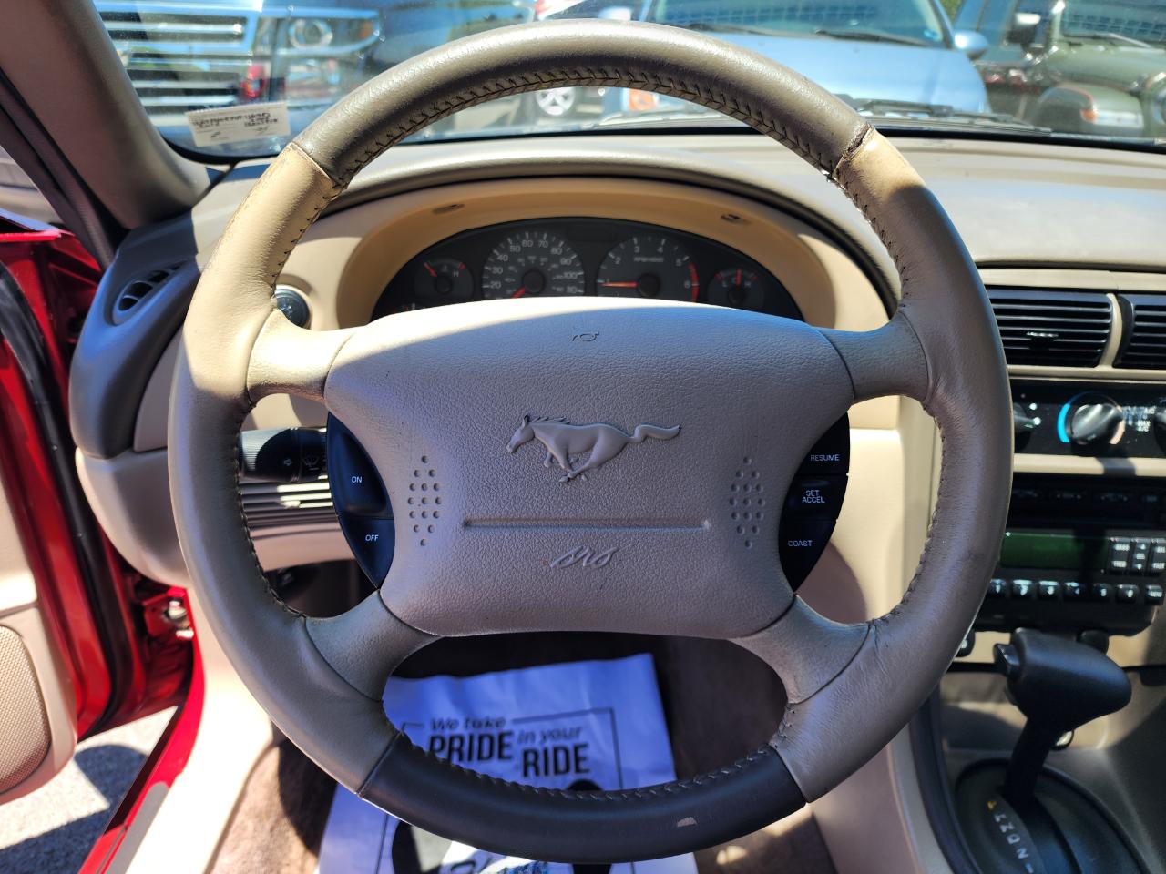 Ford Mustang Premium Coupe 2004