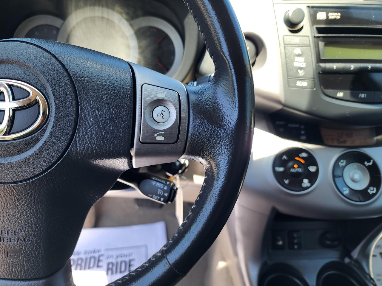 Toyota RAV4 Limited V6 4WD 2007