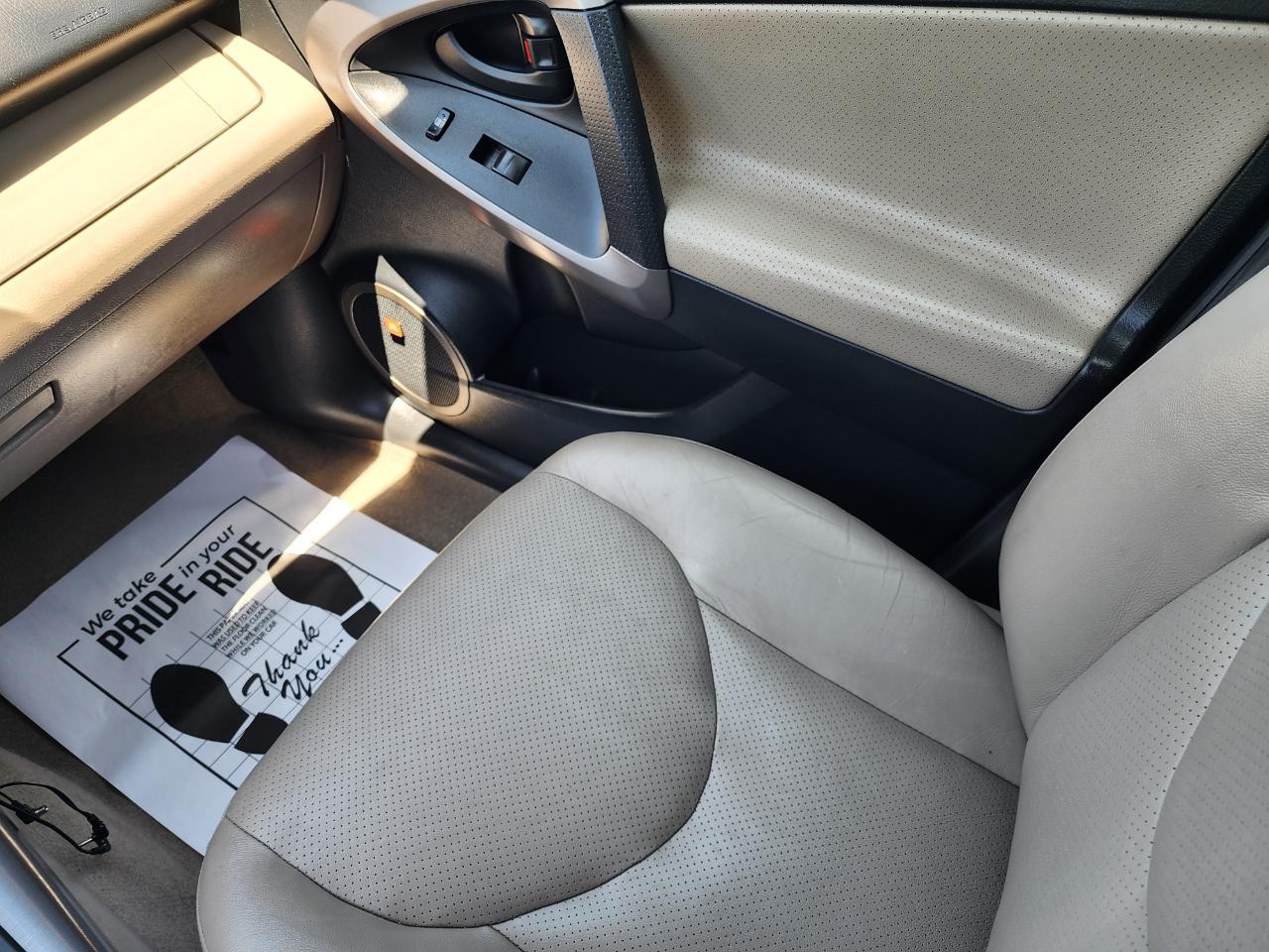 Toyota RAV4 Limited V6 4WD 2007