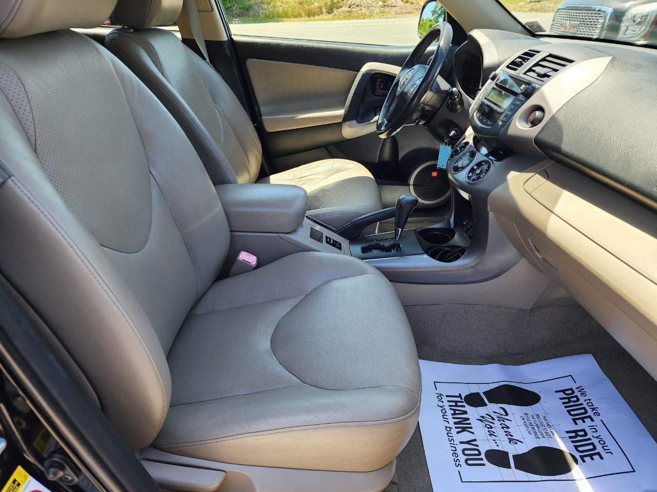 Toyota RAV4 Limited V6 4WD 2007