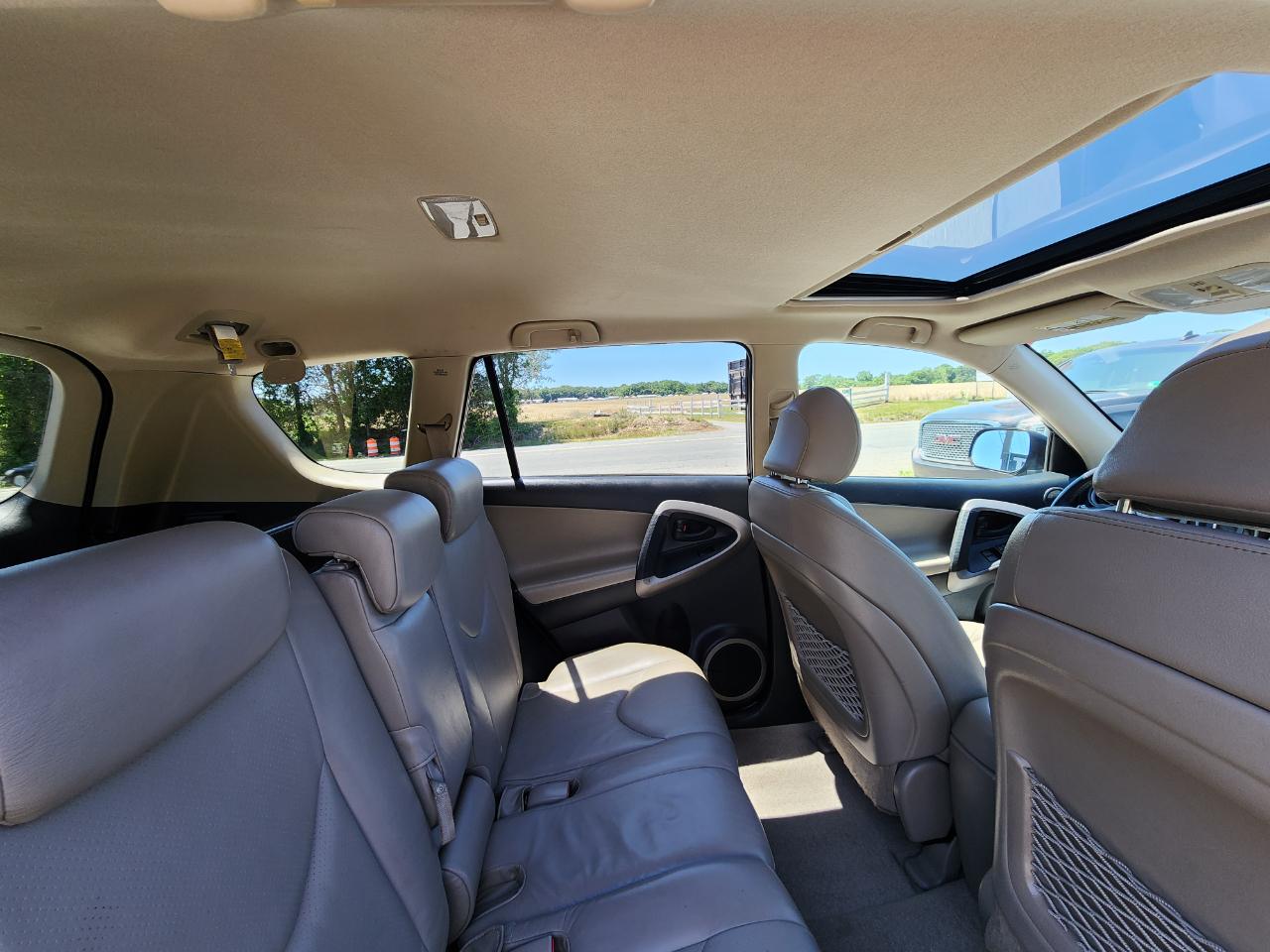 Toyota RAV4 Limited V6 4WD 2007