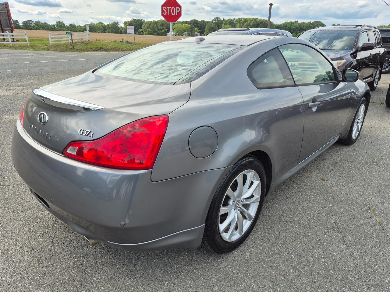 Infiniti G Coupe G37x AWD 2011