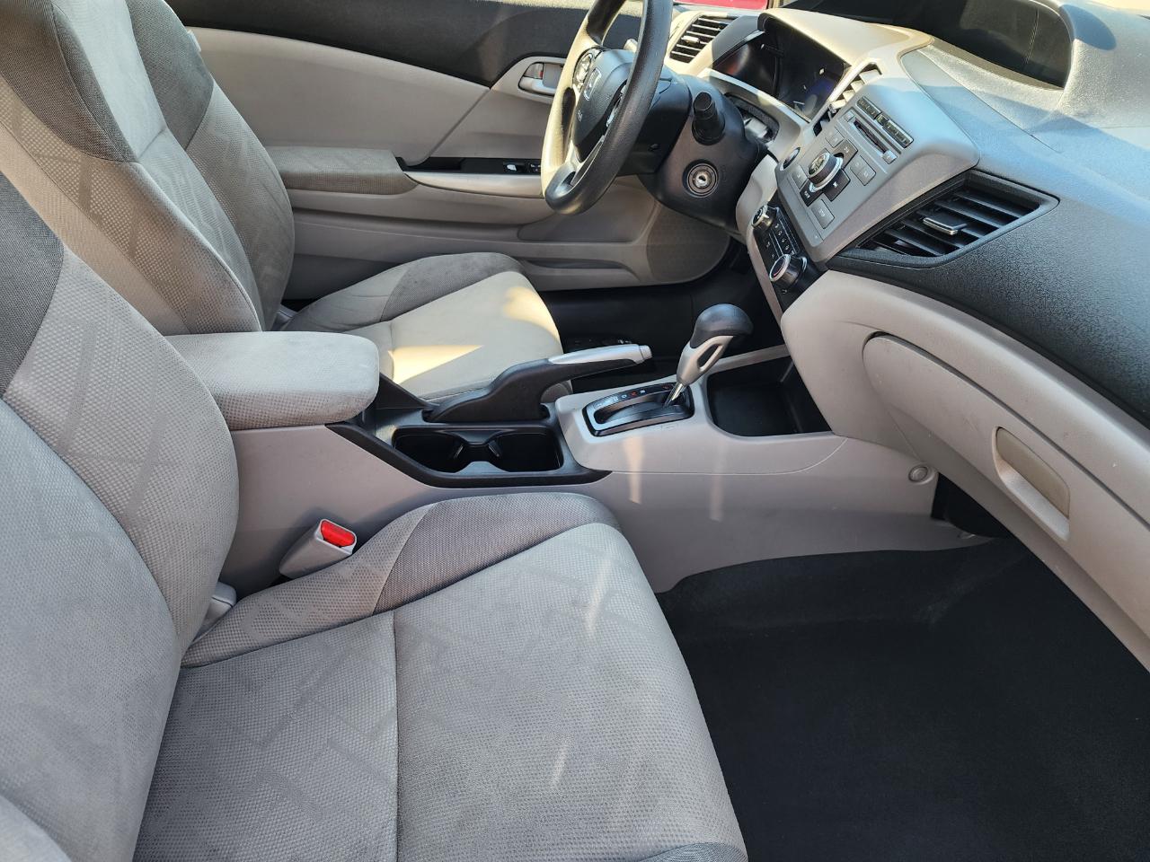 Honda Civic LX Coupe 5-Speed AT 2012