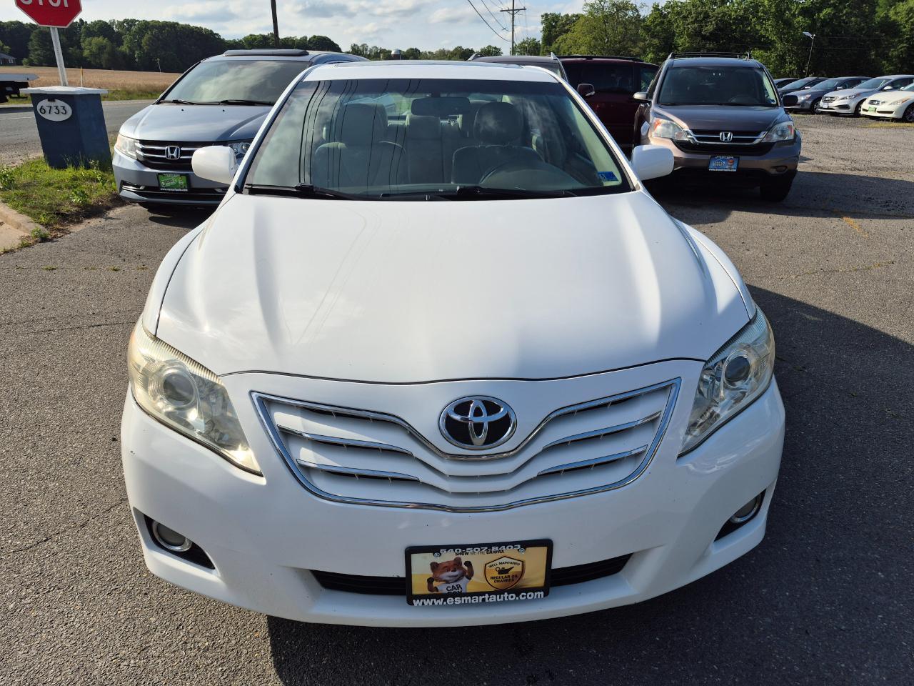 Toyota Camry XLE 4D Sedan 2011