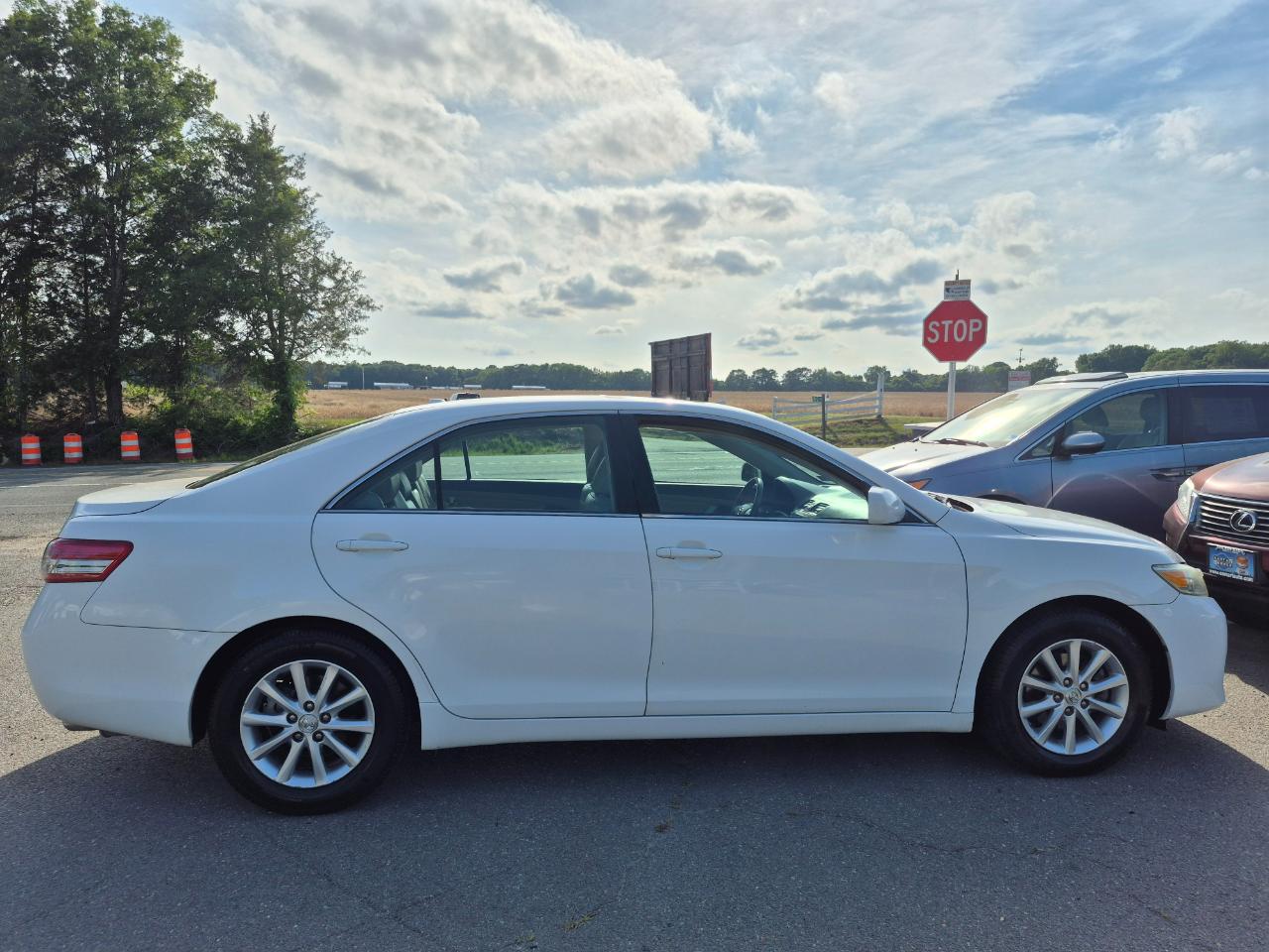 Toyota Camry XLE 4D Sedan 2011