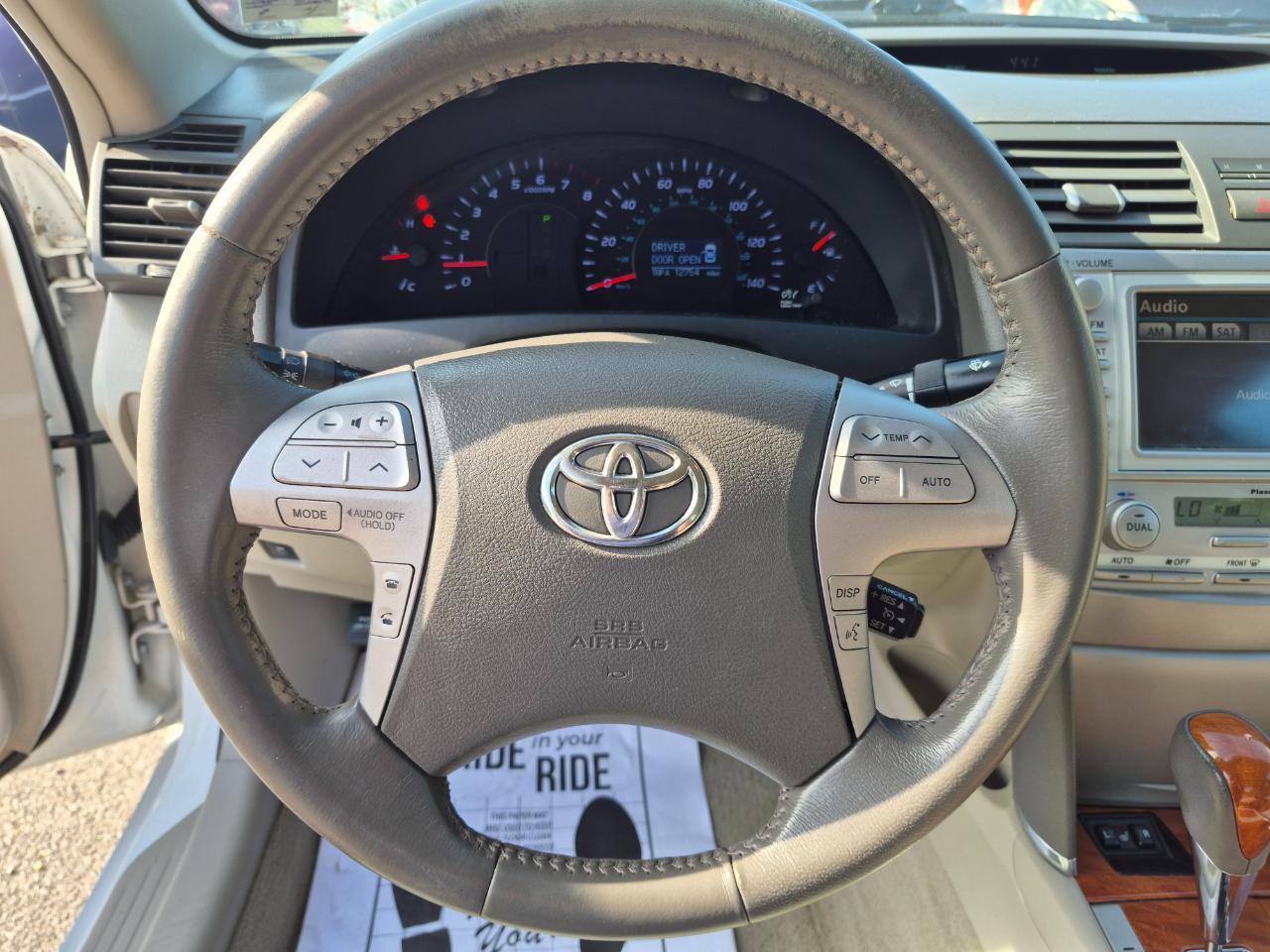 Toyota Camry XLE 4D Sedan 2011