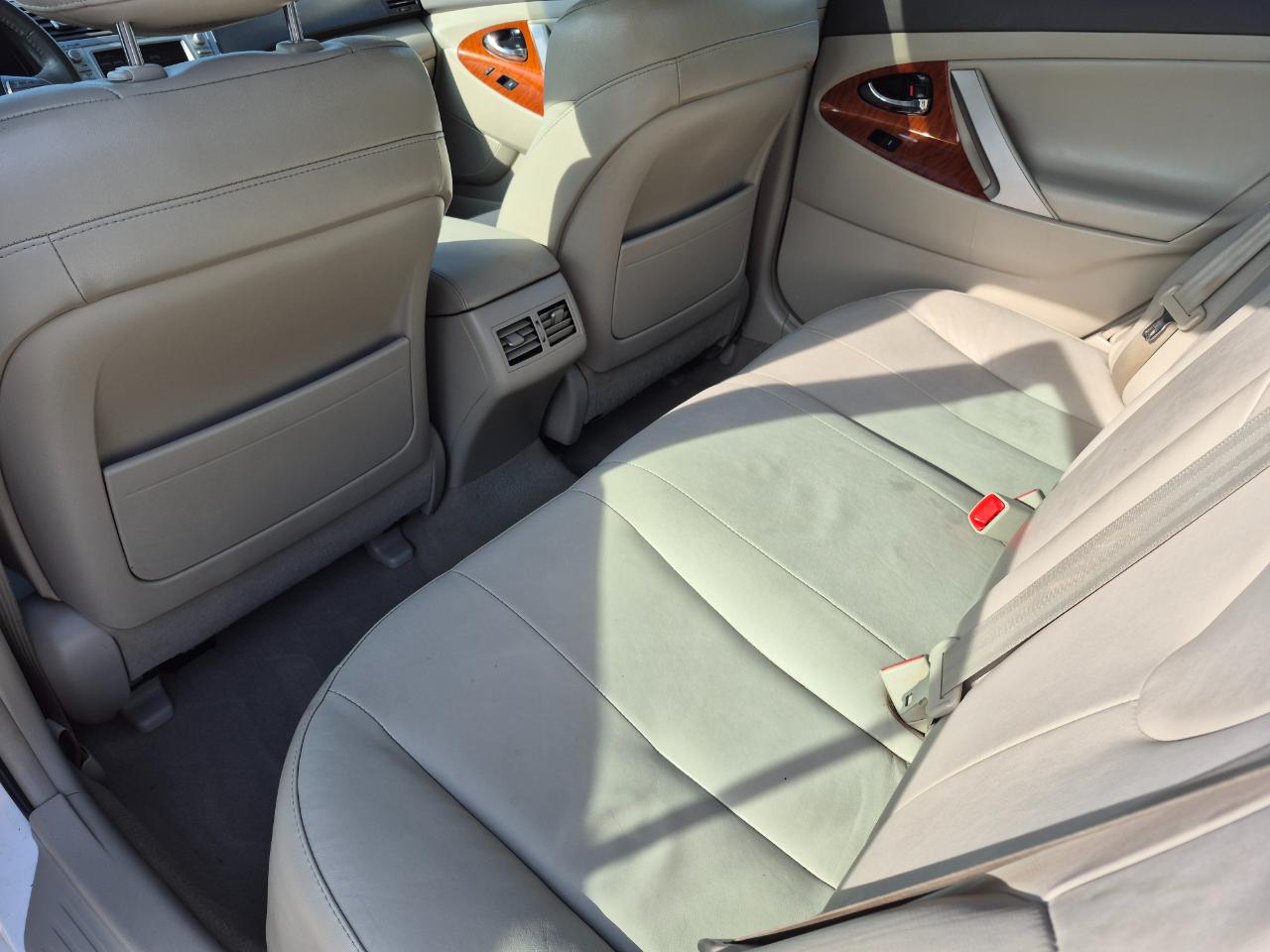 Toyota Camry XLE 4D Sedan 2011