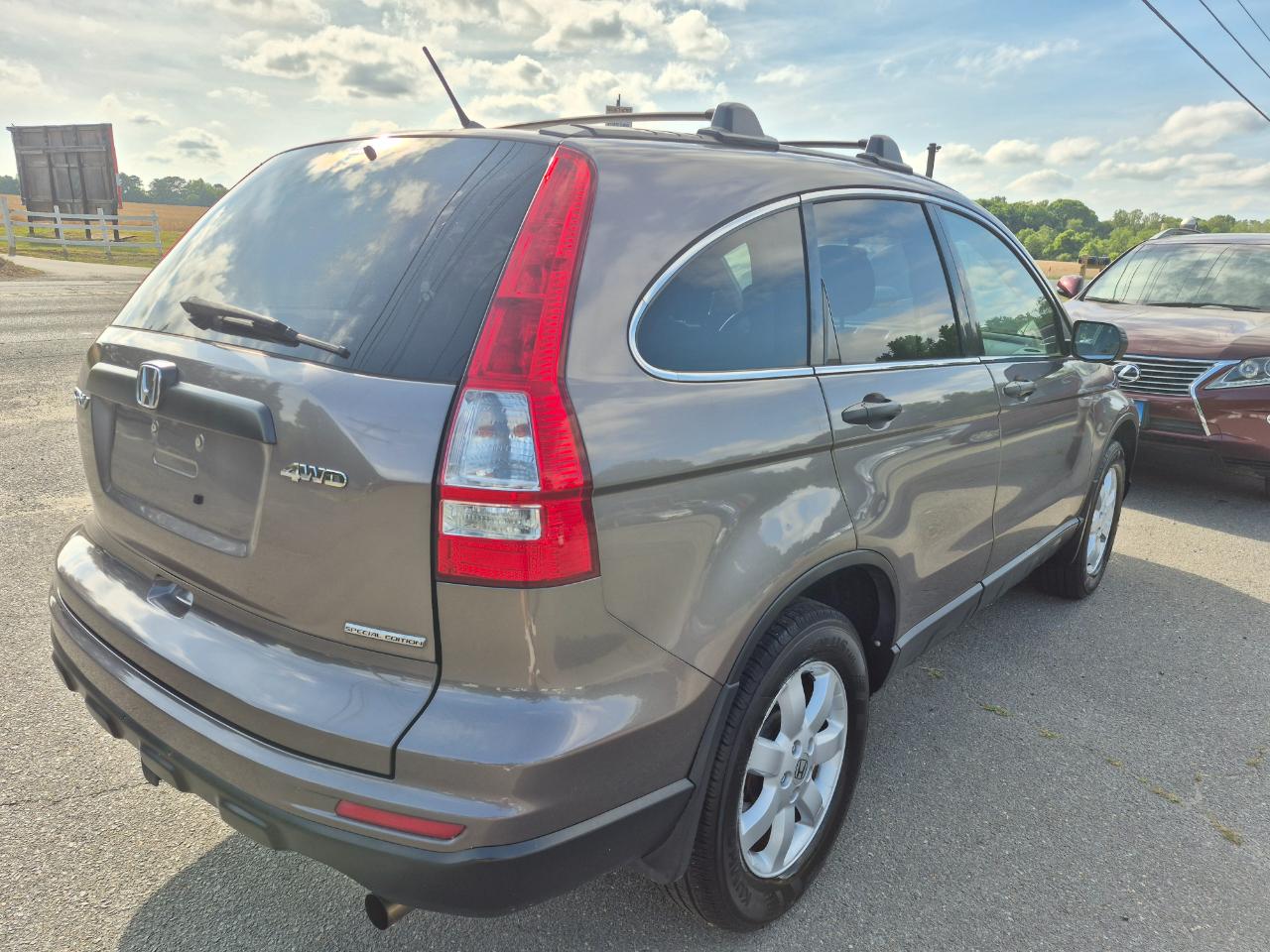 Honda CR-V SE 4WD 5-Speed AT 2011