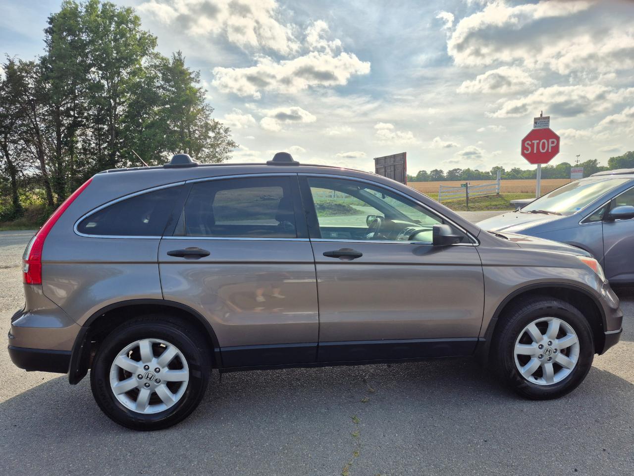 Honda CR-V SE 4WD 5-Speed AT 2011