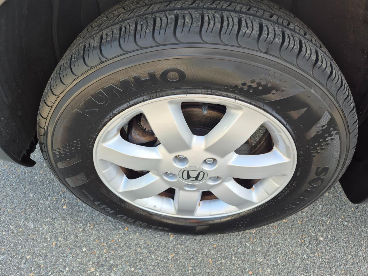 Honda CR-V SE 4WD 5-Speed AT 2011