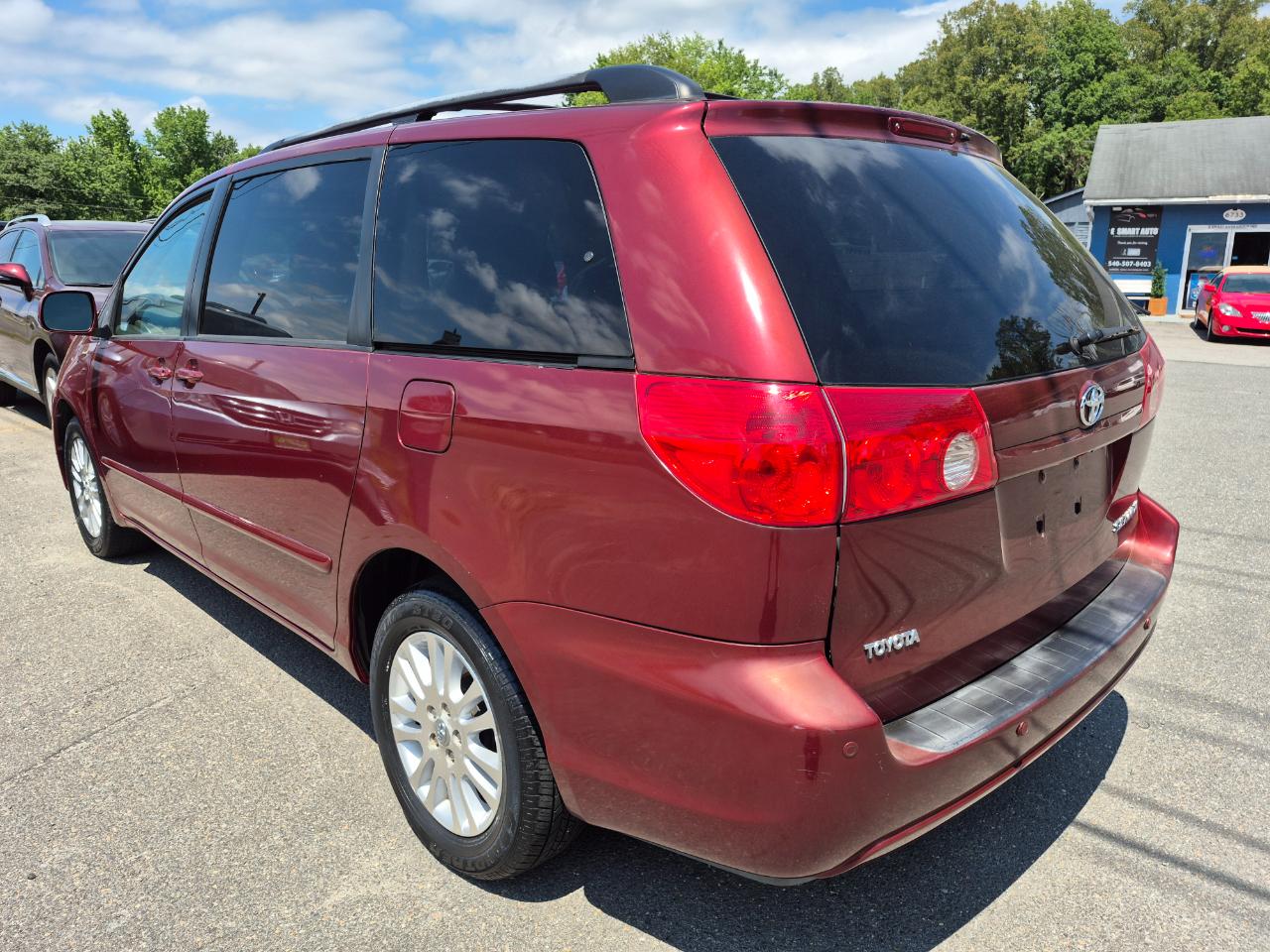 Toyota Sienna XLE Limited FWD 2008