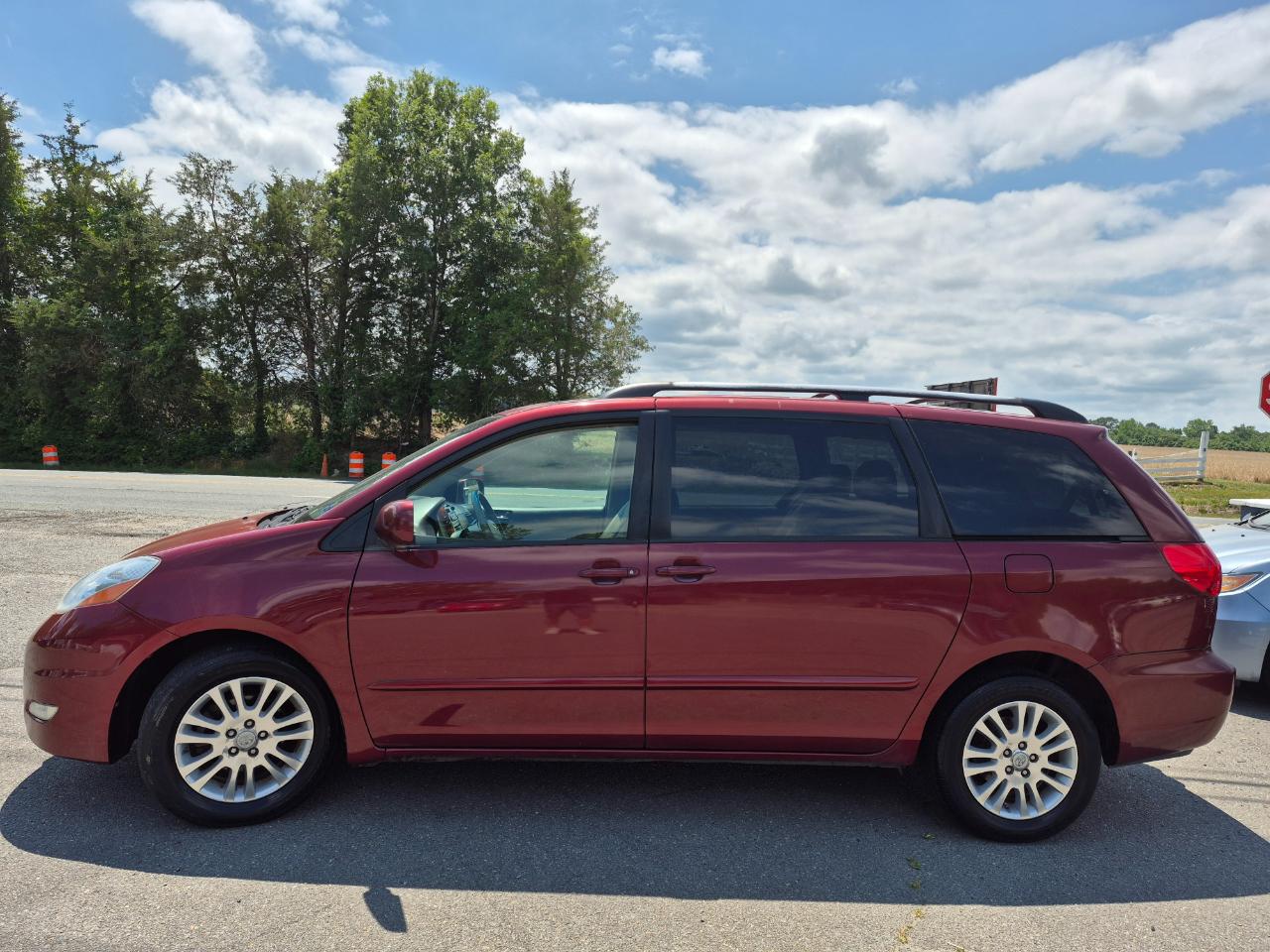 Toyota Sienna XLE Limited FWD 2008