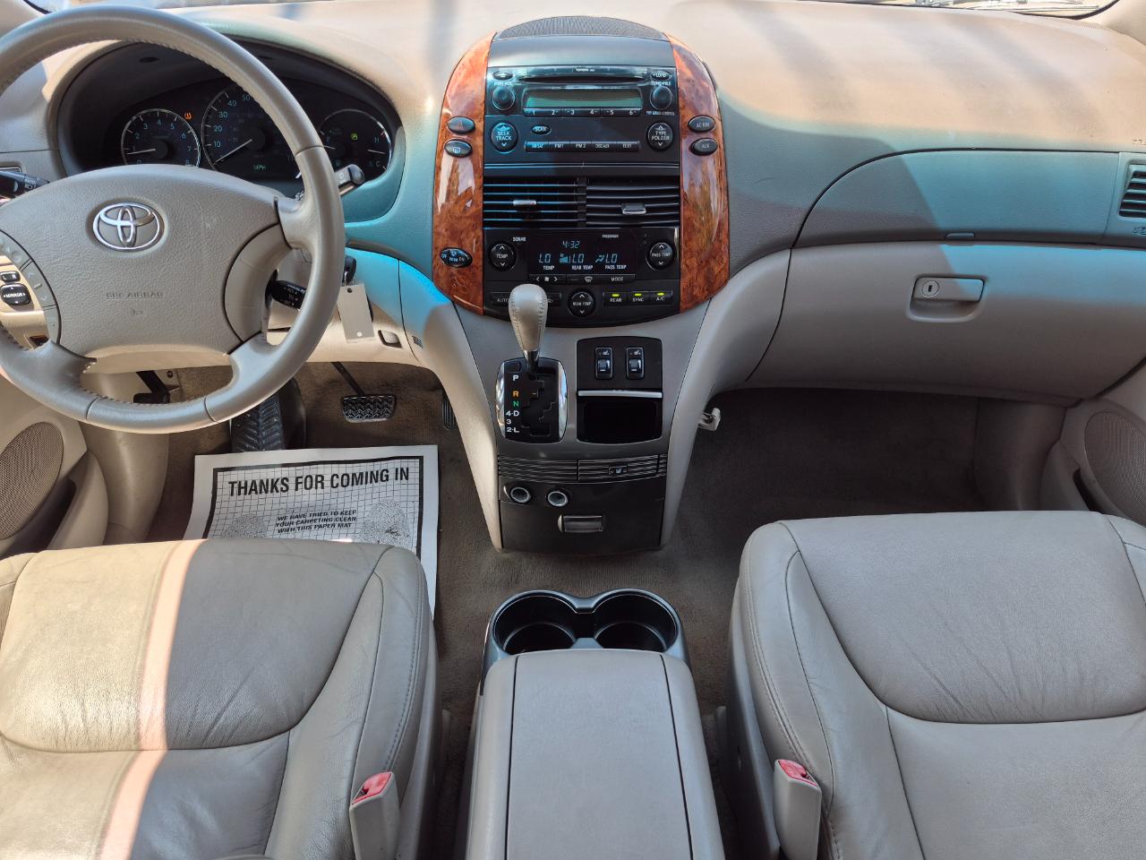 Toyota Sienna XLE Limited FWD 2008